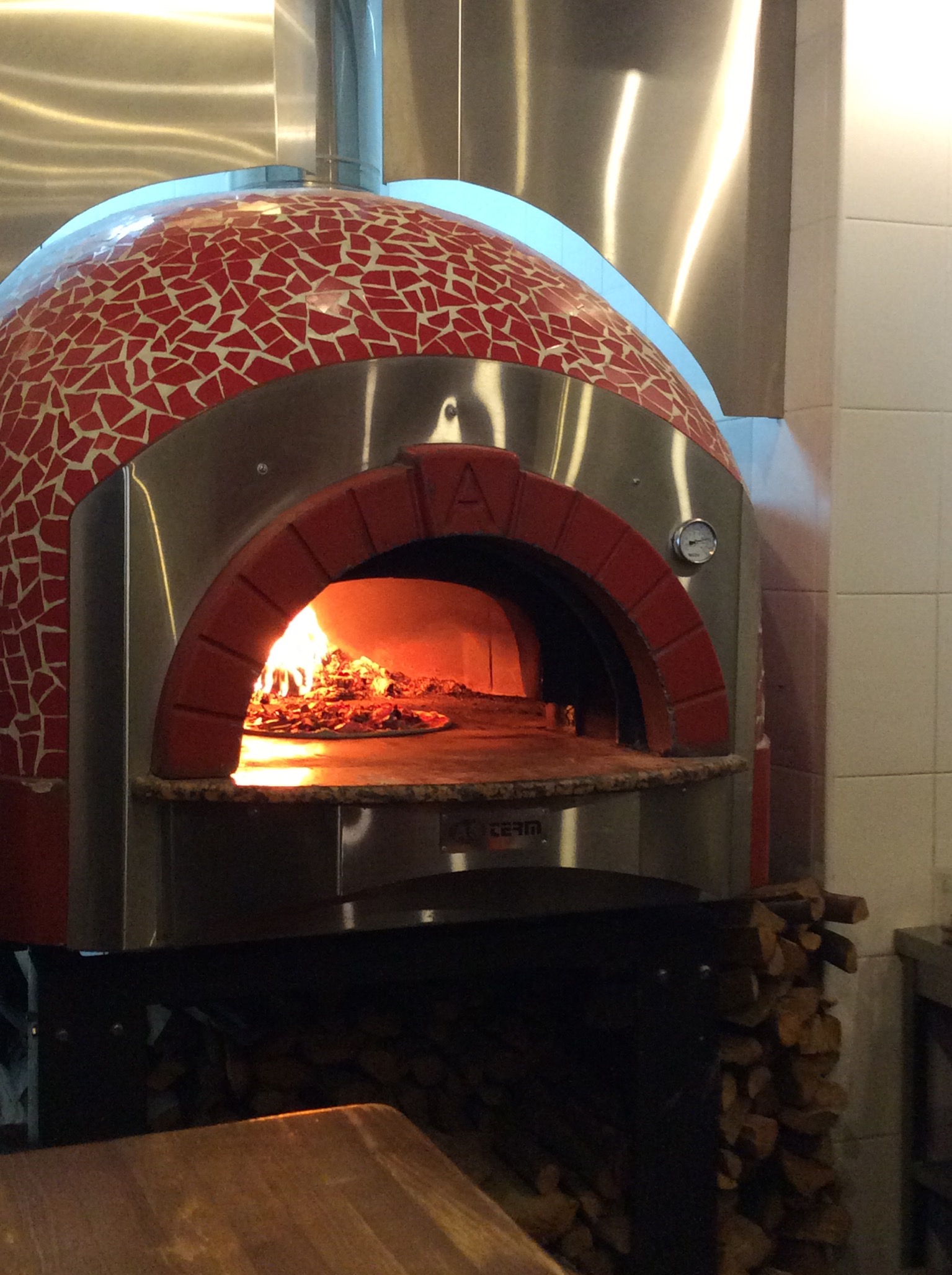 Ресторан-пиццерия «Гранд Пицца» в Кривом Роге: чем вдохновляется пиццайоло?