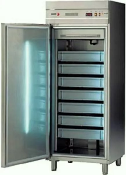 Холодильні шафи для риби